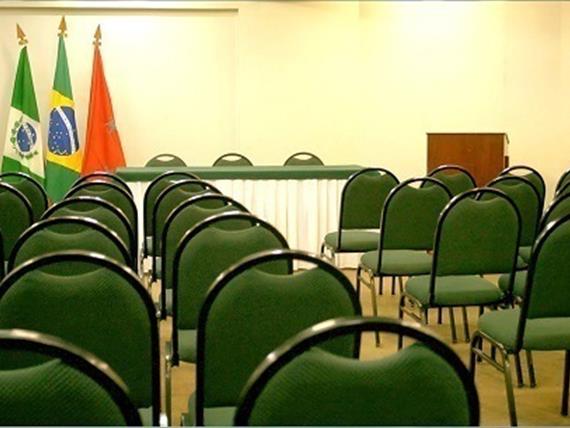 Sala de reunião.
