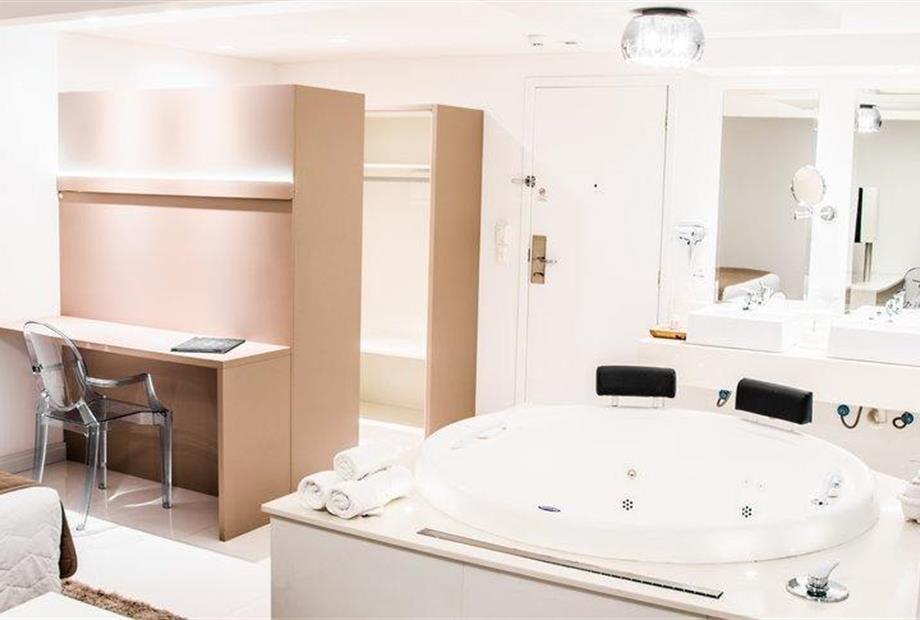 whatsapp image 2023-11-03 at 4.28.14 pm.jpeg