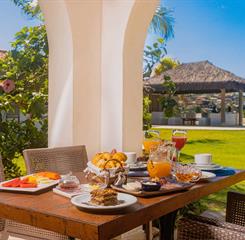 cafe da manha e areas villa raphael-1.jpg