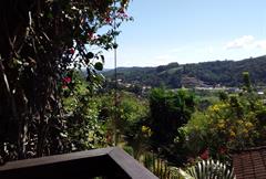 Luxo - com Vista do Vale