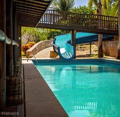 Piscina do tubogã.jpg