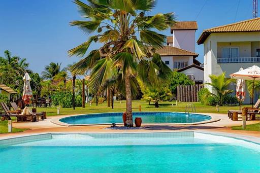 Piscina dos blocos luxo e super luxo.jpg