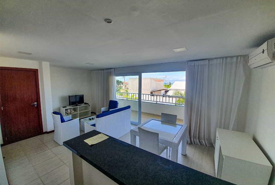 Salas de estar e jantar com varanda (002).jpeg