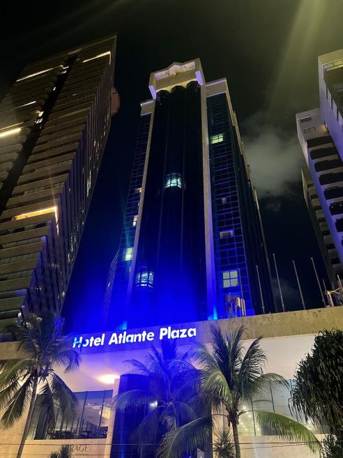 2.7. noturna atlante plaza 02.jpg