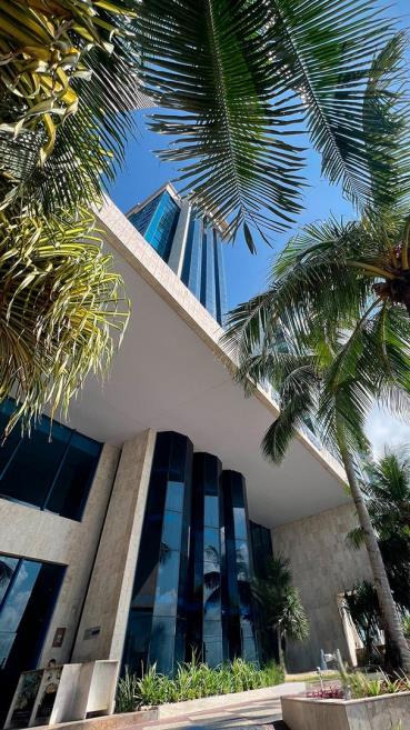 2.2. entrada hotel atlante plaza.jpg