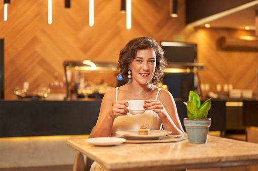 6.5. café des ponts.jpg