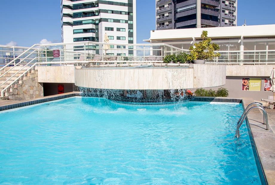 1.5. piscina atlante plaza.jpg