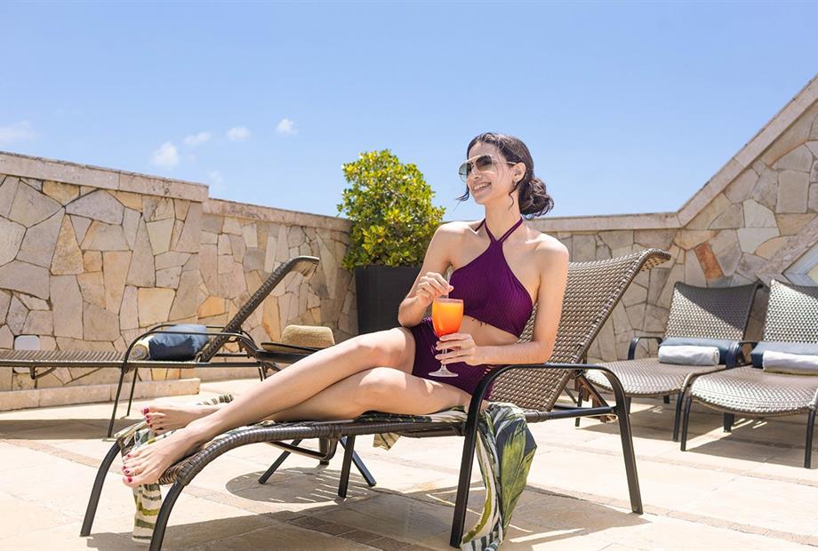 1.9. drinks na piscina.jpg