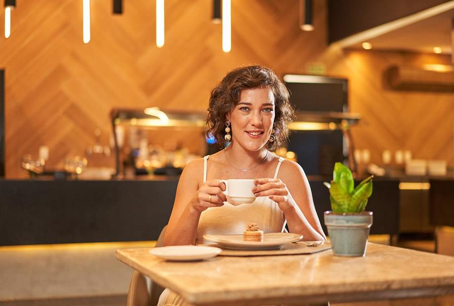 6.5. café des ponts.jpg