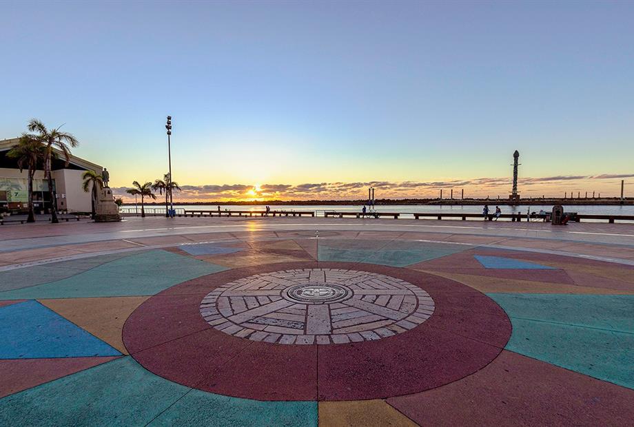 7.3. marco zero do recife destino.jpg