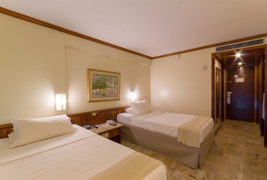 ezgif.com-gif-maker (6).jpg