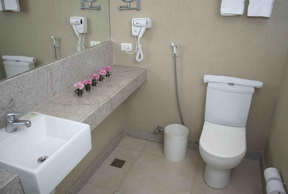 ezgif.com-gif-maker (5).jpg