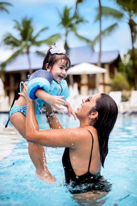 1.9. piscina família.jpg