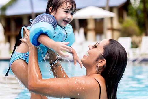 1.9. piscina família.jpg