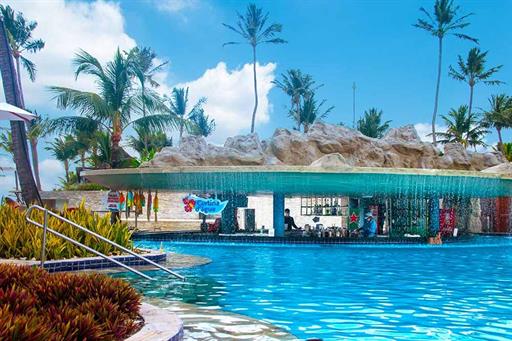 6.33. bar molhado na piscina.jpg