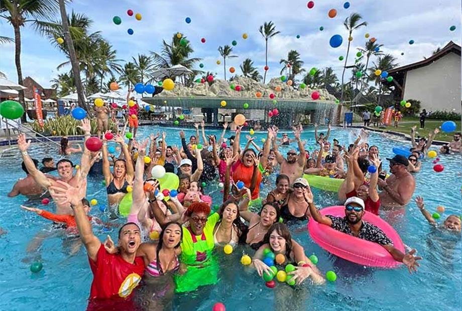 3.15. festa das cores.jpg