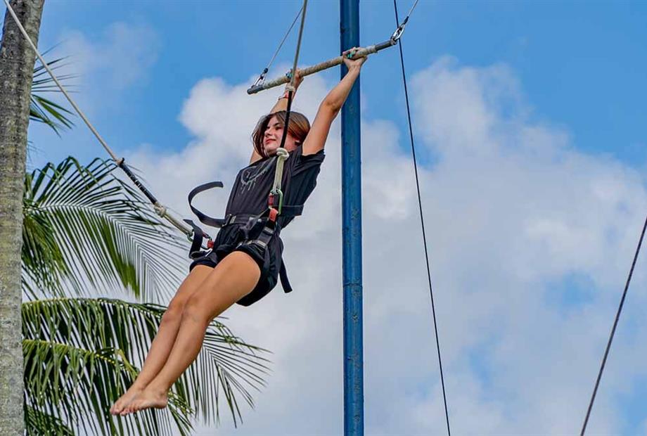 3.1. entretenimento(trapézio).jpg