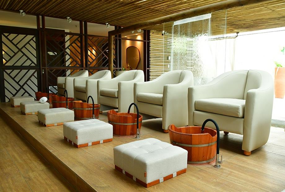 4.15. escalda pés summer spa.jpg