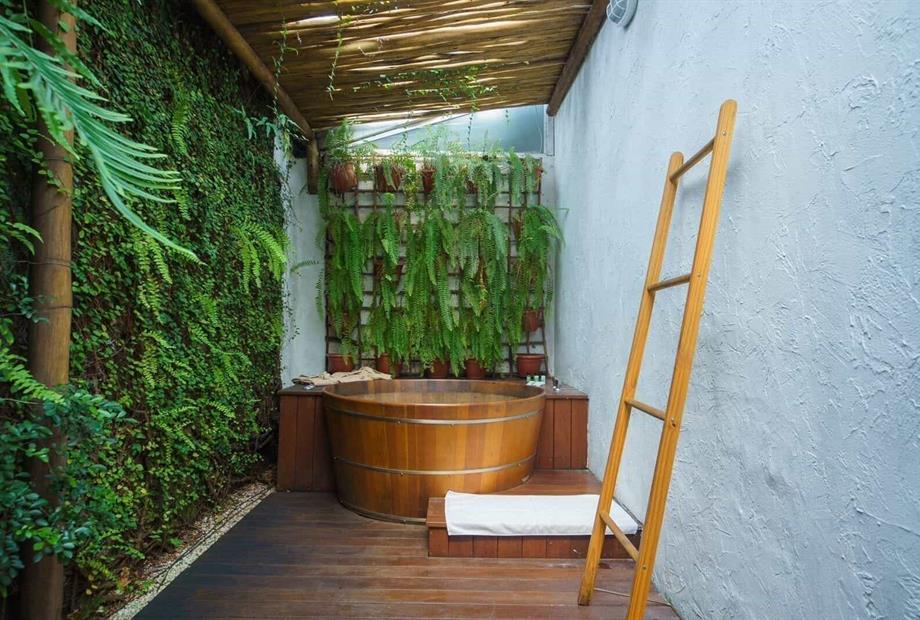 ofurô - niihau.jpeg