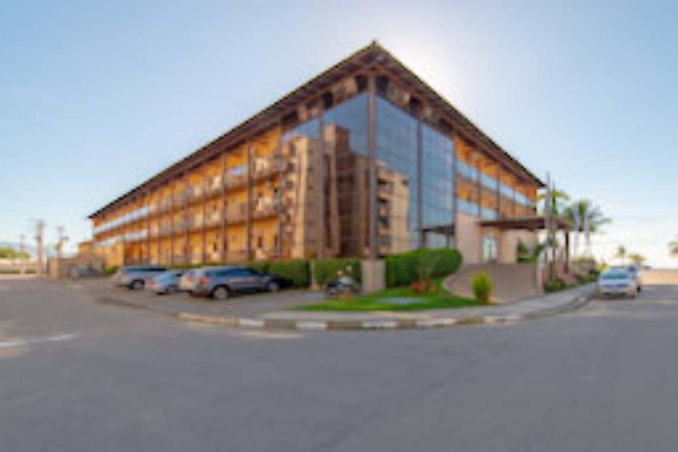 FACHADA 1MB.jpg