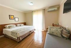 Apartamento Luxo com Varanda