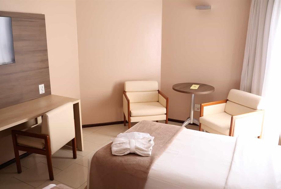 apto executivo 02 camas solteiro - 03.jpg