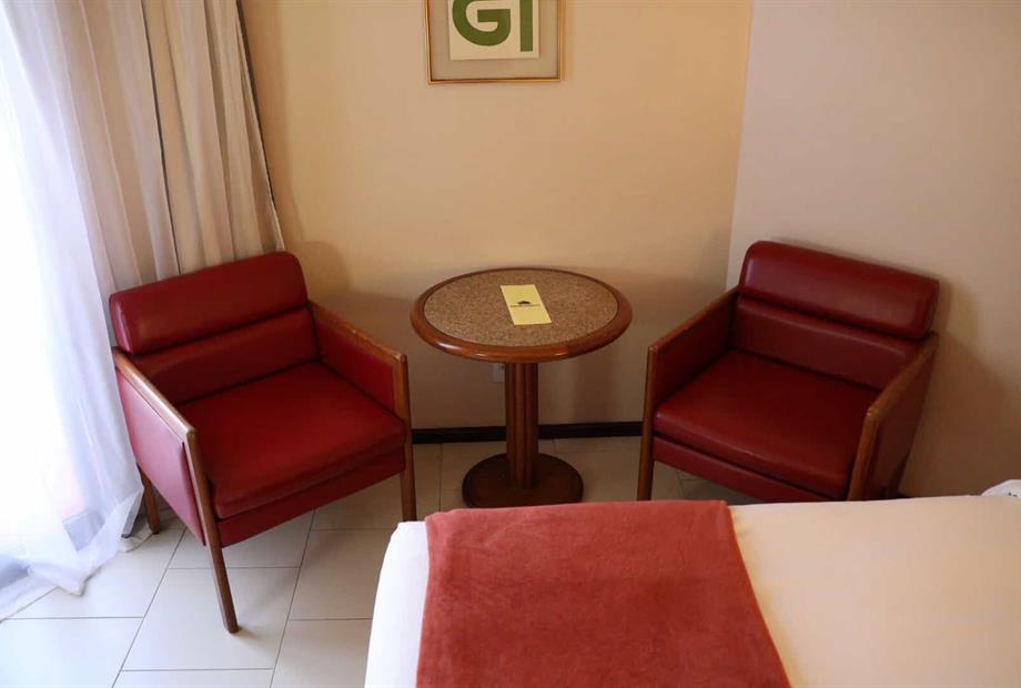 apto standard 02 camas solteiro - 03.jpg