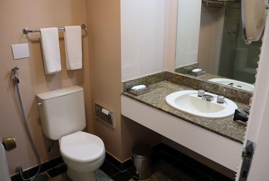 apto standard 02 camas solteiro - 04.jpg