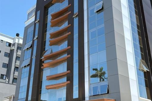 fachada hotel nova.jpg