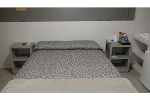 Duplo com 1 cama de casal