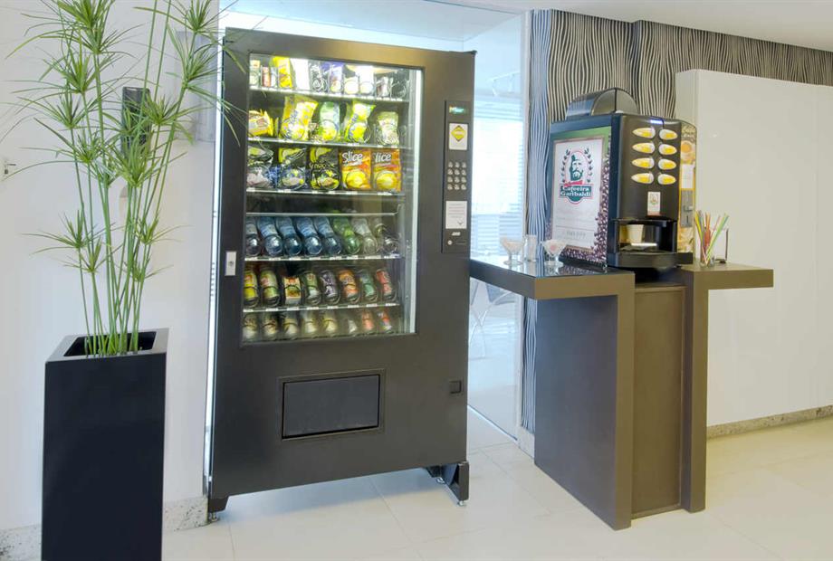 Máquina de lanches.jpg