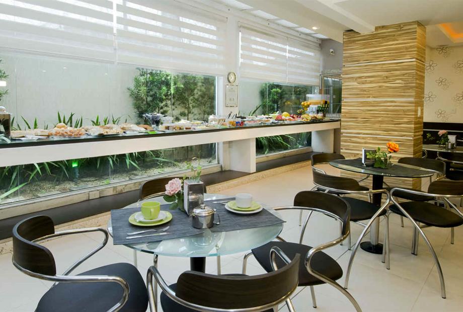 Salão café da manhã.jpg