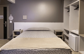 Duplo Standard - 2 Camas de Solteiro OU 1 Casal do Hotel Palmas Executivo