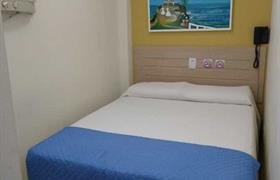 Single Compacto Sem Janela do Hit Hotel