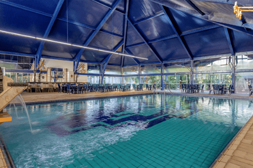 piscina coberta lagos.png