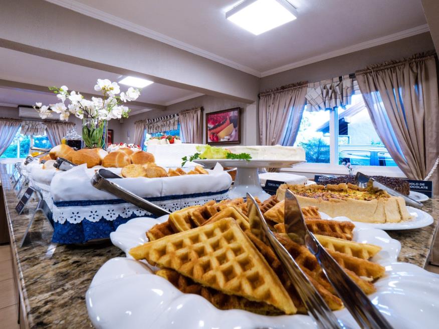 hotel-16 (1)_easy-resize.com.jpg