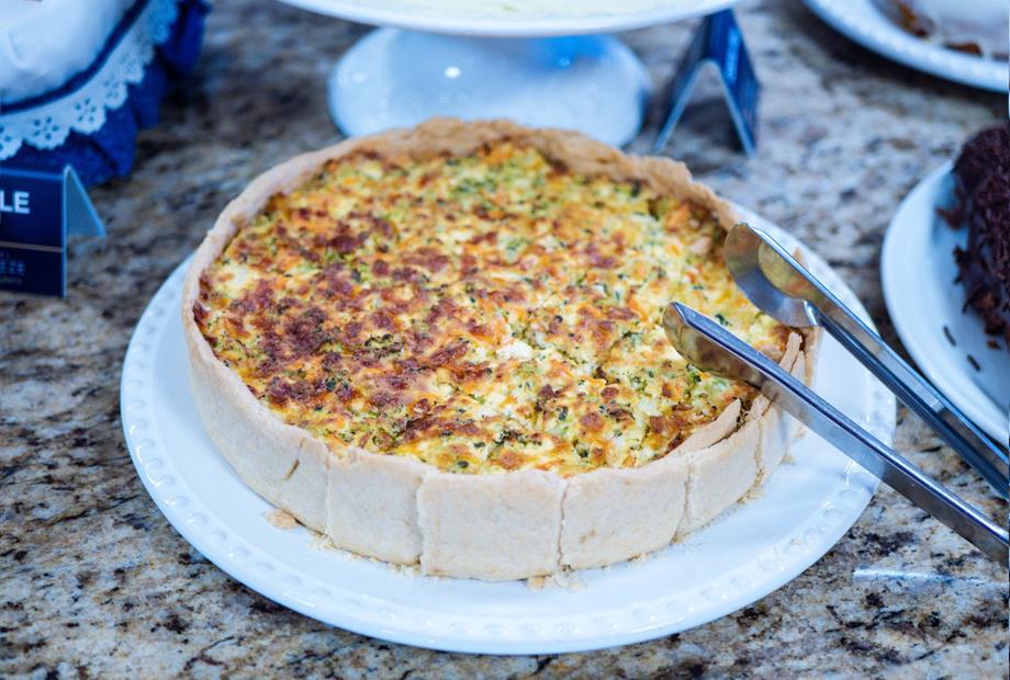 hotel-37 (1)_easy-resize.com.jpg