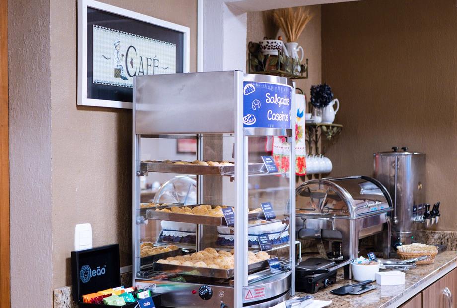 hotel-42 (1)_easy-resize.com.jpg