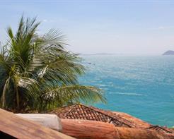 Master com Hidromassagem e Vista Mar