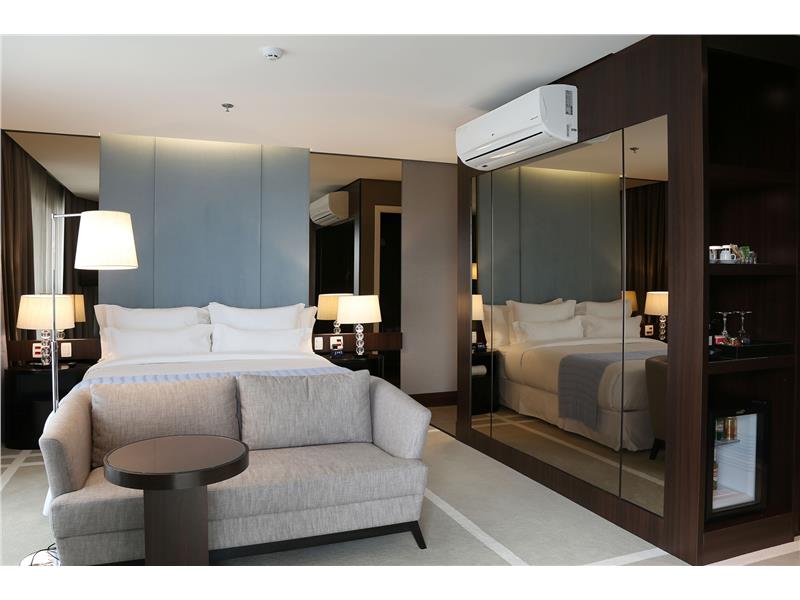 Hotel CadOro_Quarto_Foto 16.jpg
