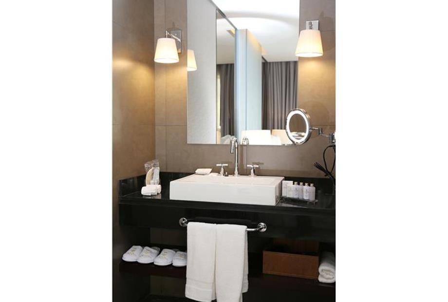 Hotel CadOro_Banheiro_Foto 17.jpg