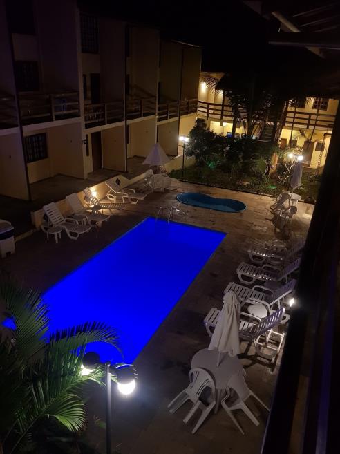 piscina.jpg