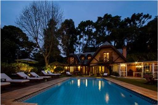 Lodges - área piscina