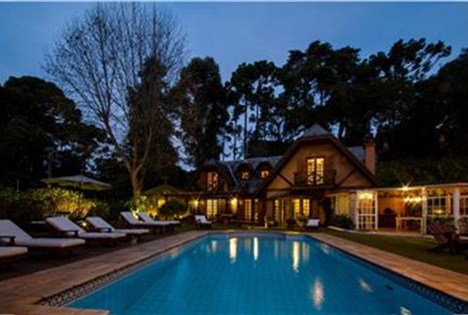 Lodges - área piscina