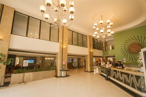 recepção hotel.jpg
