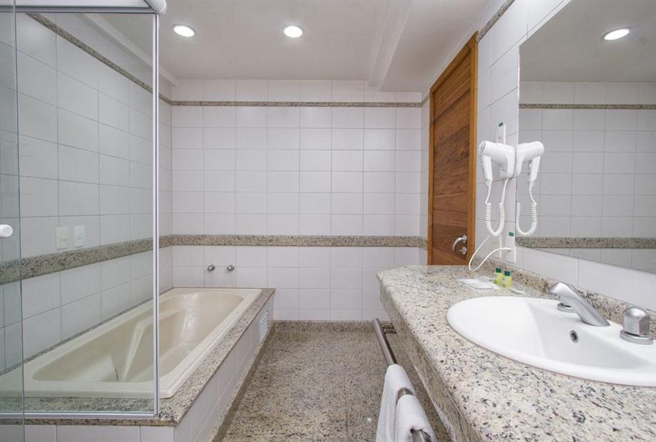 scaj - suíte - banheiro (1).jpg