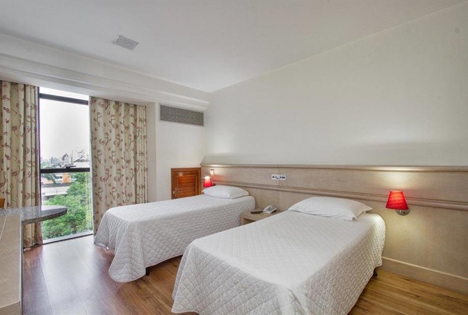 scaj - superior twin (2).jpg