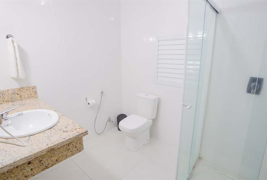 scaj - standard casal - banheiro (1) alven.jpg