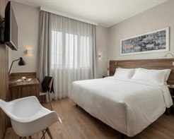 Standard Casal - 1 Cama Queen