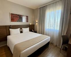 Standard Casal - 1 Cama Queen